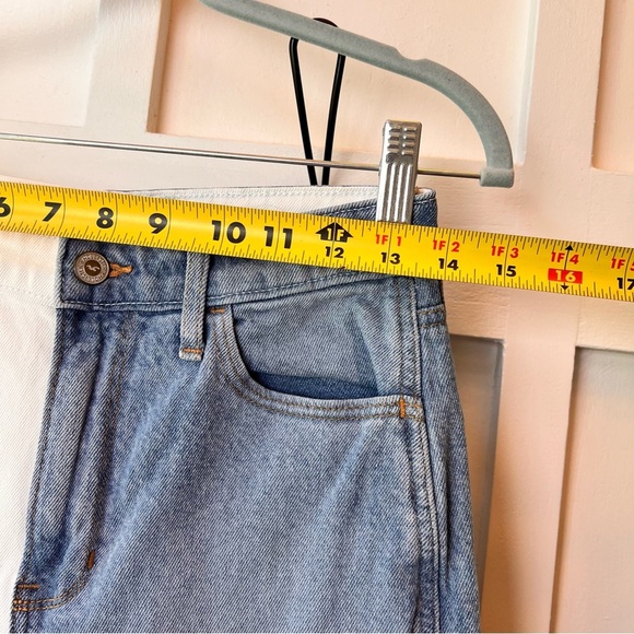 Hollister Ultra High Rise Mom Jeans Junior’s Size 5 R W27 L27 Blue White 2-tone - Picture 6 of 11